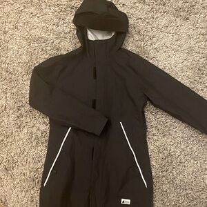 MEC- Kids Black Raincoat with Hoodie - Aquanator 2.5